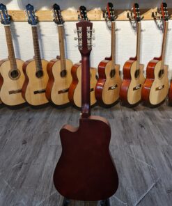 GUITAR NOVA