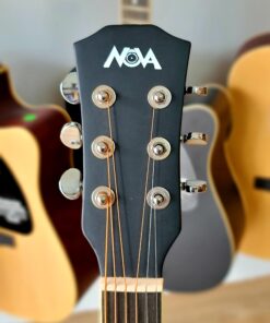 GUITAR NOVA