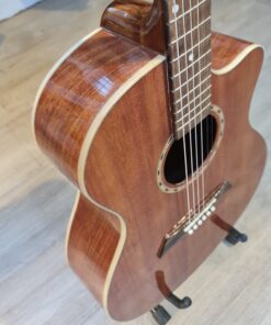 GUITAR NOVA